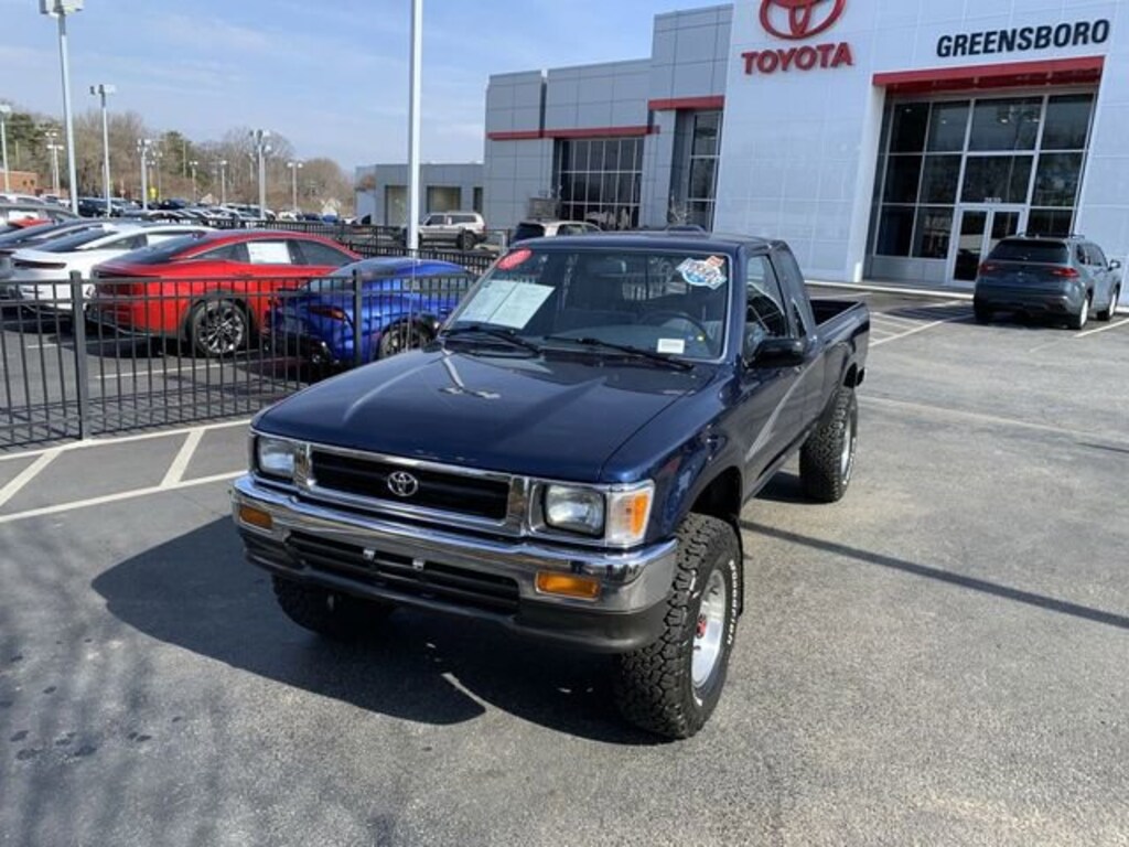 Used 1994 Toyota 4WD Trucks DX