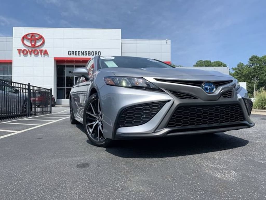 Used 2024 Toyota Camry Hybrid SE Sedan