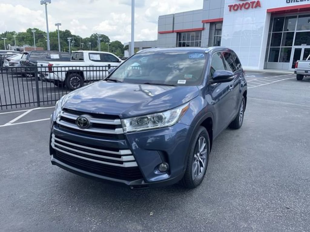 Used 2019 Toyota Highlander XLE V6 Sport Utility