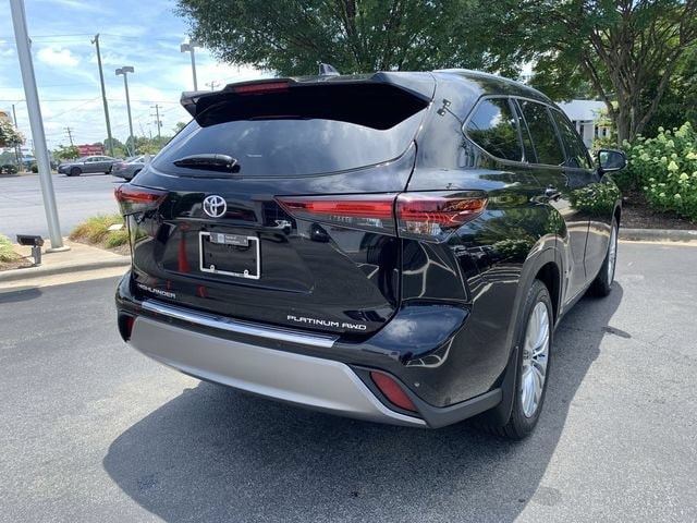 2025 Toyota Highlander Platinum - Photo 8