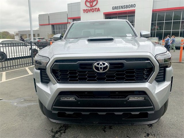 2025 Toyota Tacoma TRD Sport Double Cab photo 3