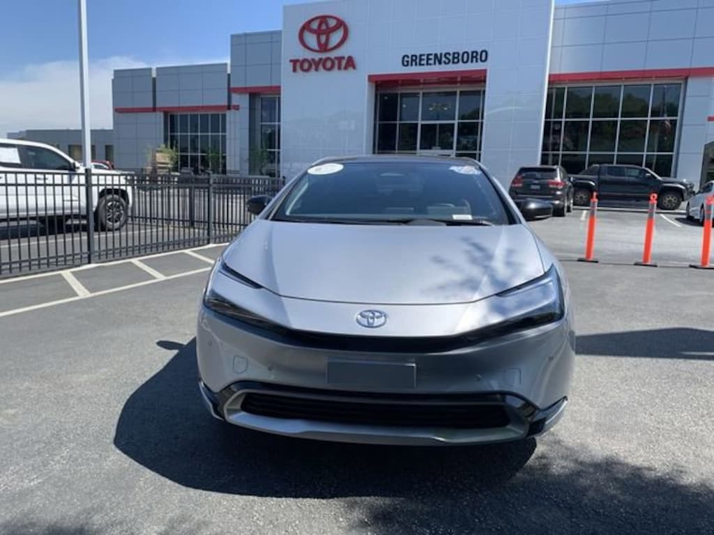 Used 2024 Toyota Prius Prime XSE Hatchback