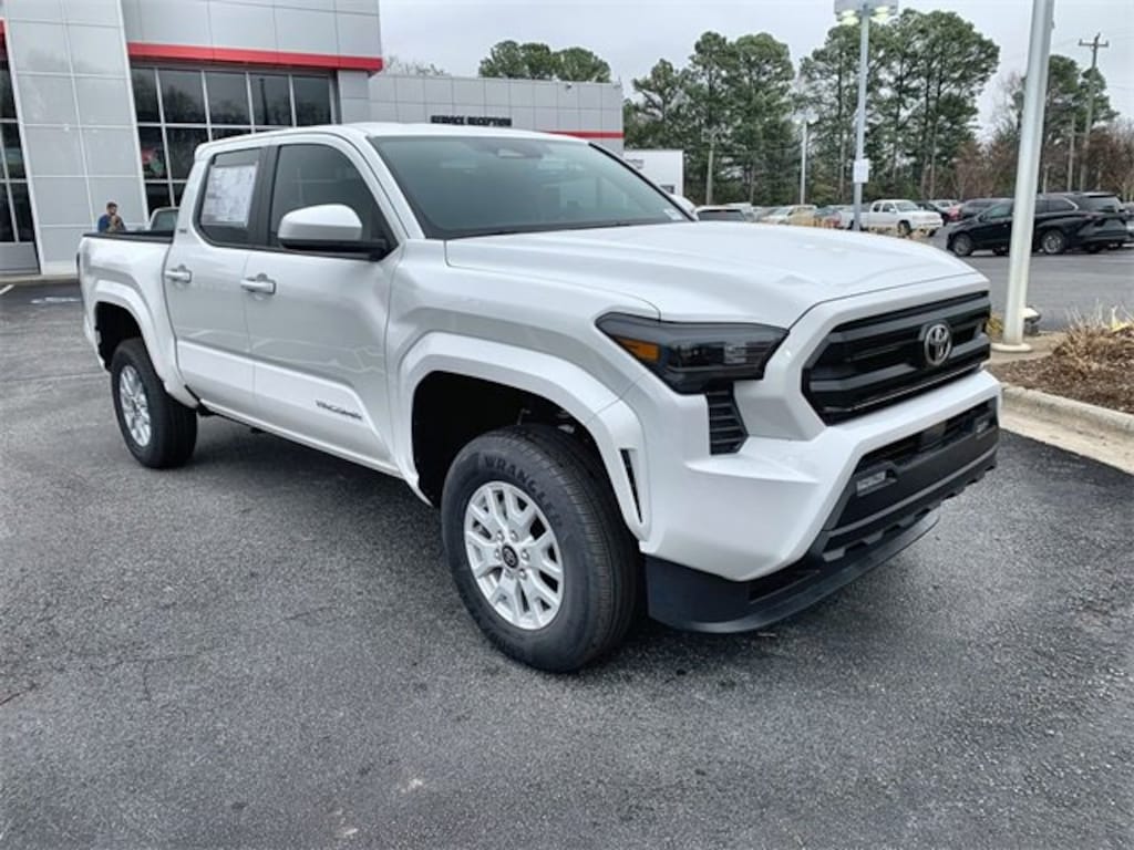 New 2025 Toyota Tacoma SR5 4X4 DOUBLE CAB