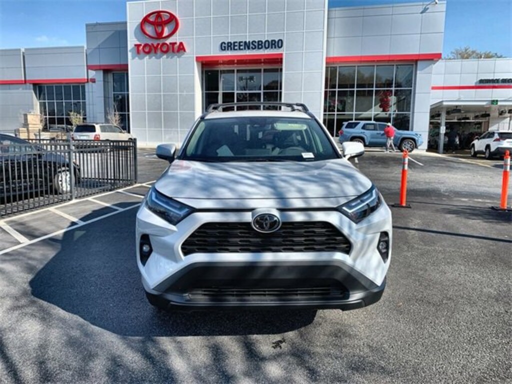 New 2025 Toyota RAV4 XLE Premium XLE PREM FWD SUV