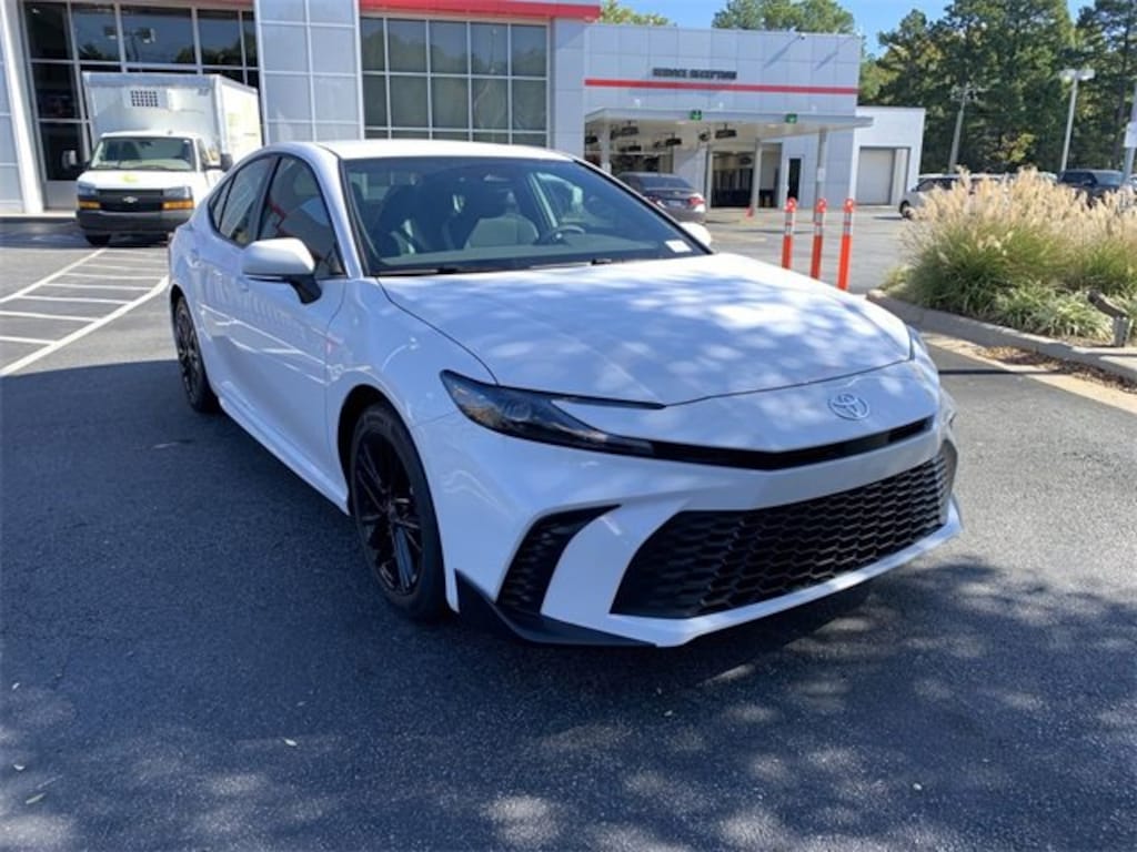 New 2026 Toyota Camry SE SE