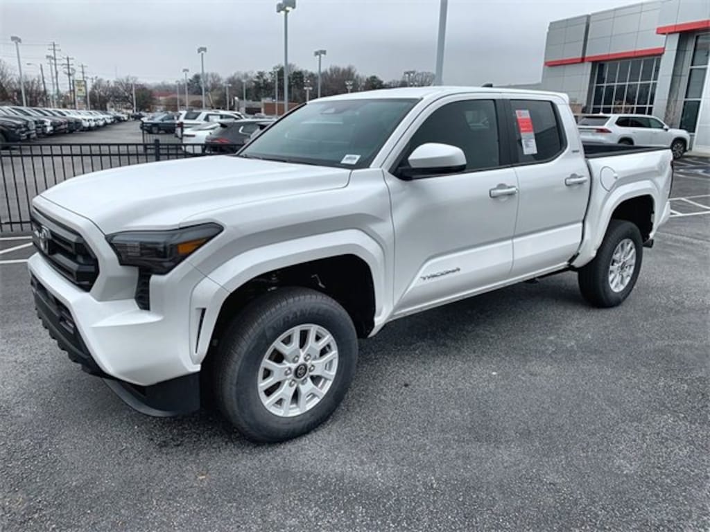 New 2025 Toyota Tacoma SR5 4X4 DOUBLE CAB