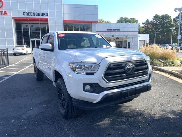 2019 Toyota Tacoma TRD Sport V6 photo 2