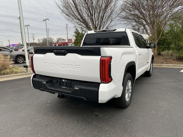 2026 Toyota Tundra SR5 - Photo 8