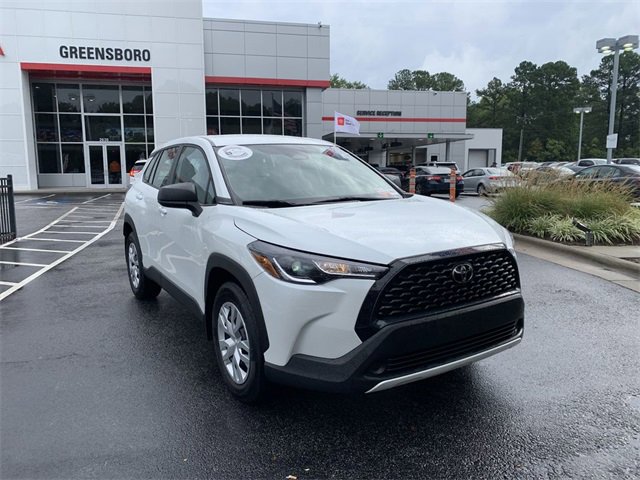 2023 Toyota Corolla Cross L photo 2