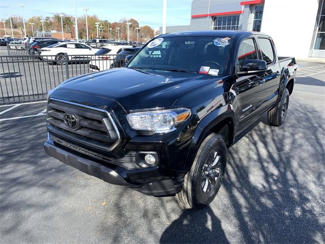 2023 Toyota Tacoma SR5 V6 photo 3