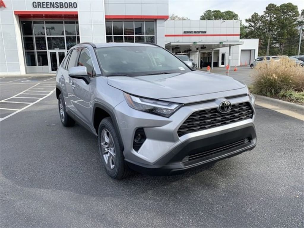 New 2025 Toyota RAV4 Hybrid XLE XLE AWD SUV