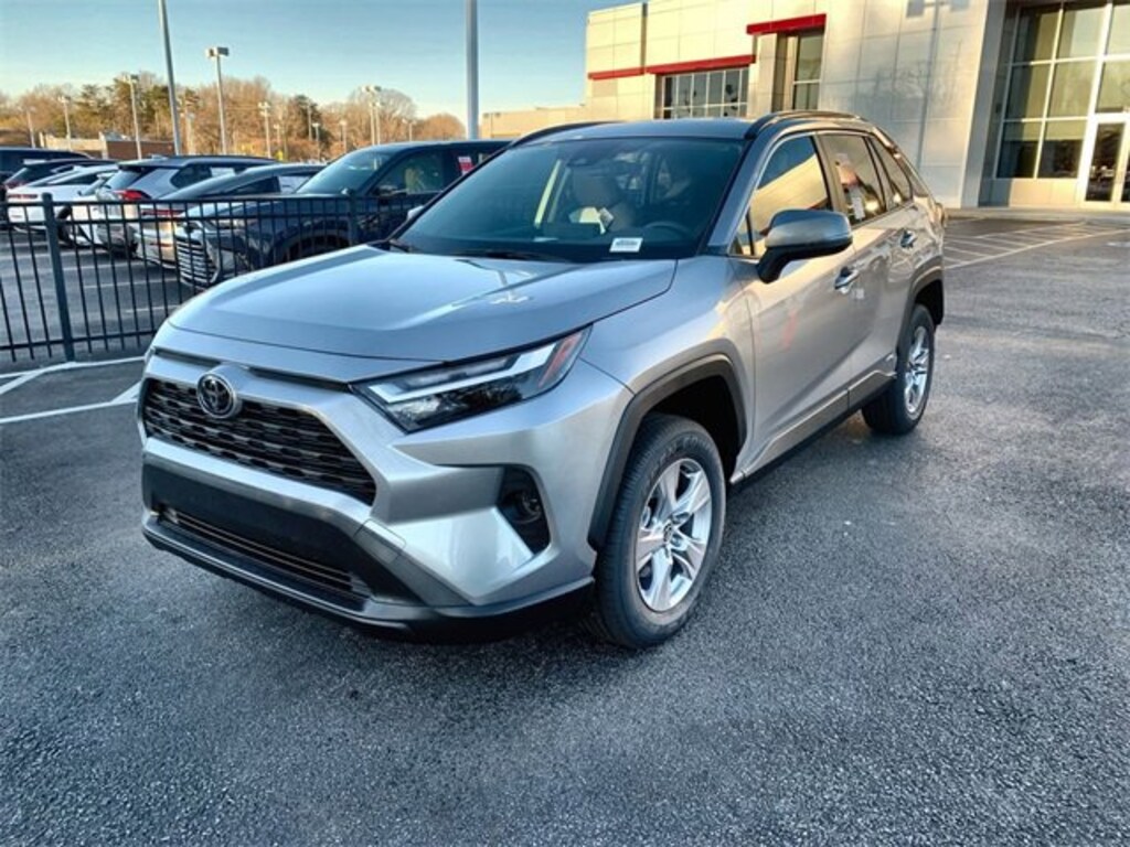 New 2025 Toyota RAV4 Hybrid XLE XLE AWD SUV