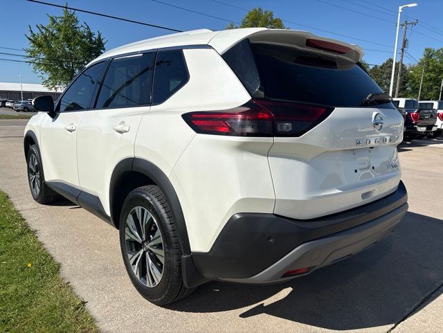 Used 2021 Nissan Rogue SV with VIN 5N1AT3BB8MC745512 for sale in Archbold, OH
