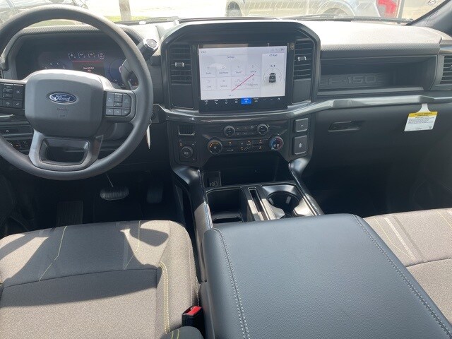 2025 Ford F-150 STX photo 3