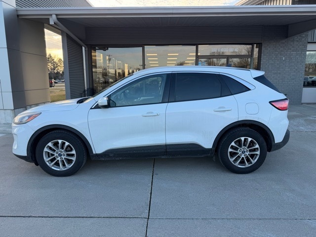 Used 2020 Ford Escape SE with VIN 1FMCU0G62LUC69959 for sale in Archbold, OH