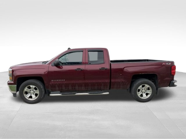 Used 2014 Chevrolet Silverado 1500 LT with VIN 1GCVKREC2EZ167924 for sale in Archbold, OH