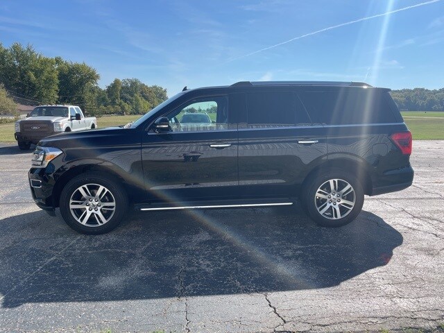 2023 Ford Expedition Limited photo 4