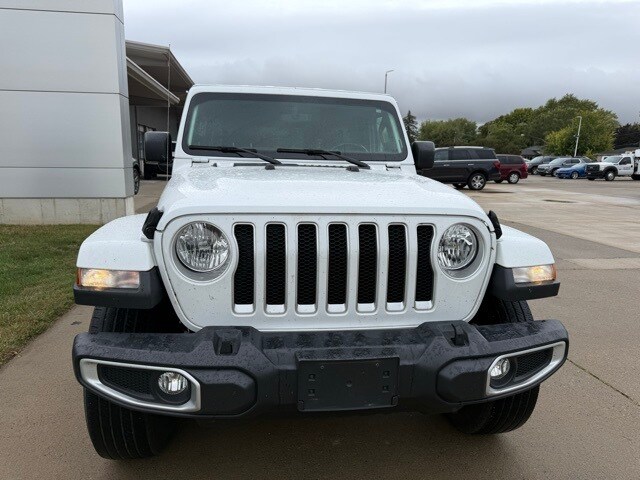 2020 Jeep Wrangler Unlimited Sahara photo 2