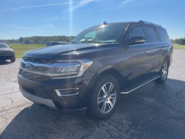 2023 Ford Expedition Limited photo 3