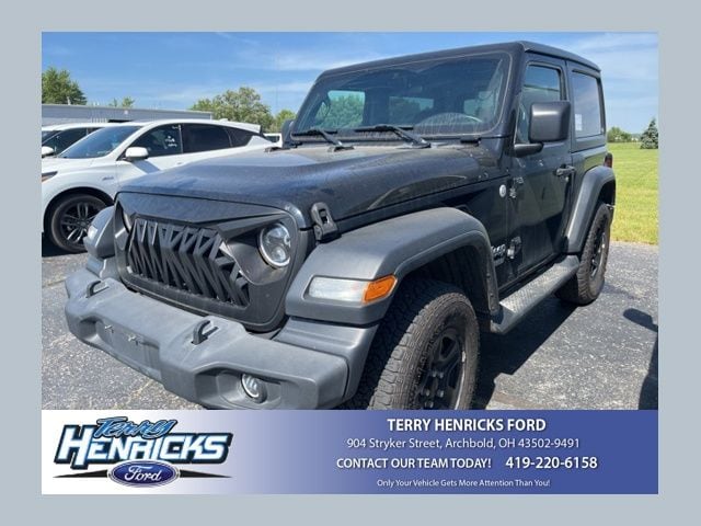 2020 Jeep Wrangler Sport's photo