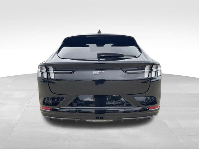 2025 Ford Mustang Mach-E GT - Photo 6