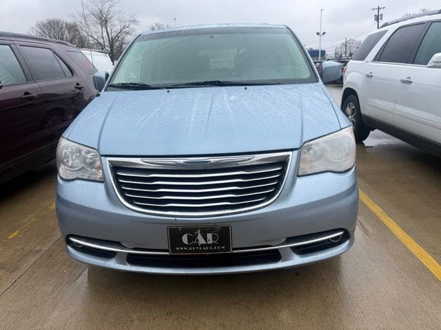 Used 2013 Chrysler Town & Country Touring with VIN 2C4RC1BG0DR604691 for sale in Archbold, OH