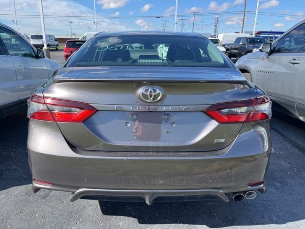 Used 2023 Toyota Camry SE Sedan