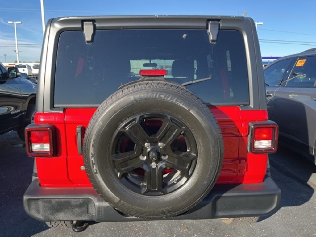 Used 2018 Jeep Wrangler Unlimited Sport S SUV