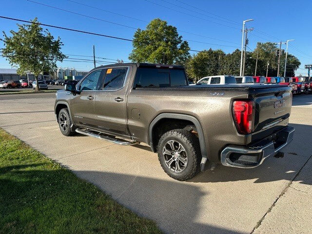 2019 Gmc Sierra 1500 SLE photo 2