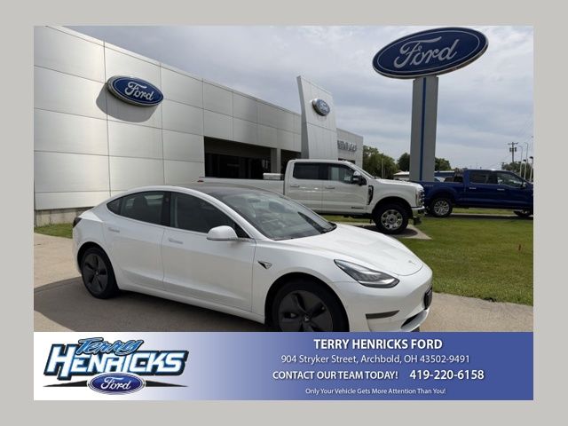 2019 Tesla Model 3 Standard Range Plus's photo