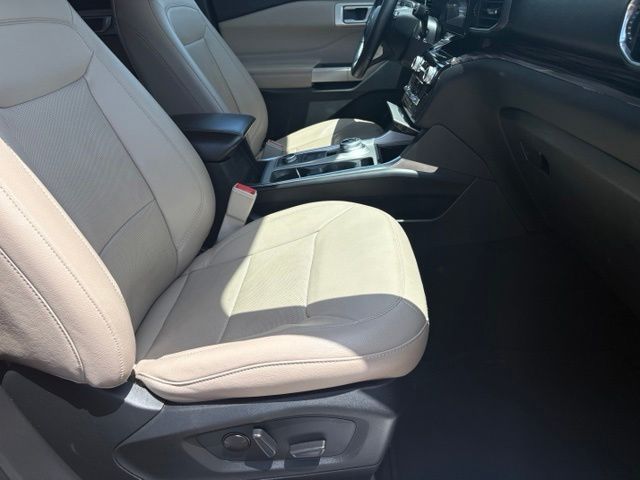 2023 Ford Explorer Limited - Photo 19