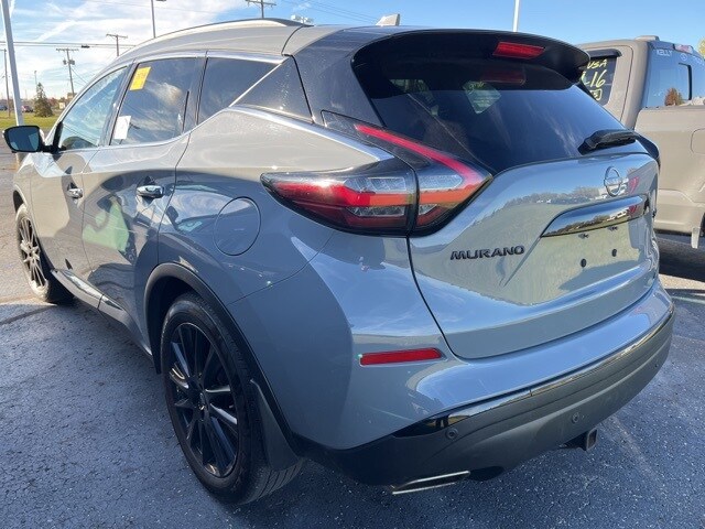 2024 Nissan Murano SL photo 2