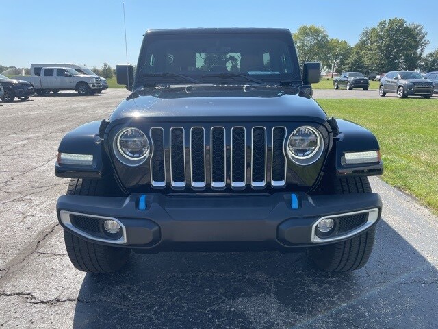 2022 Jeep Wrangler Unlimited Sahara 4xe photo 2