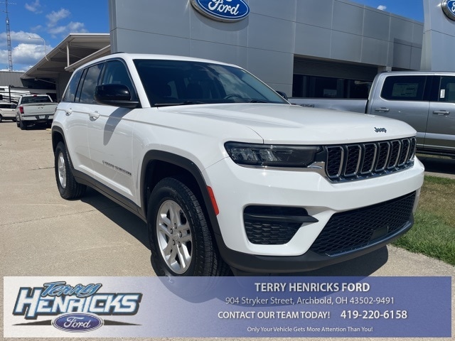 2025 Jeep Grand Cherokee Altitude photo 10