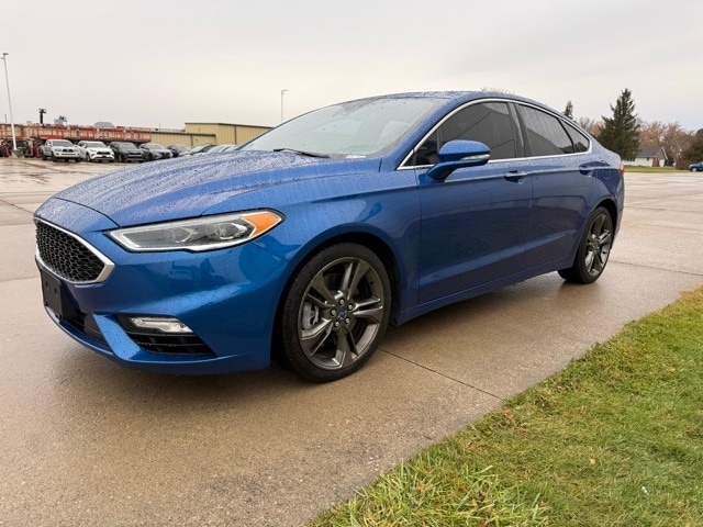 2017 Ford Fusion Sport V6 photo 2