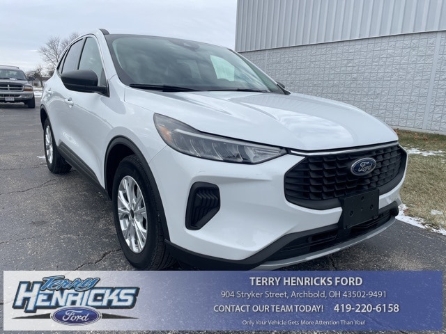 2023 Ford Escape Active's photo