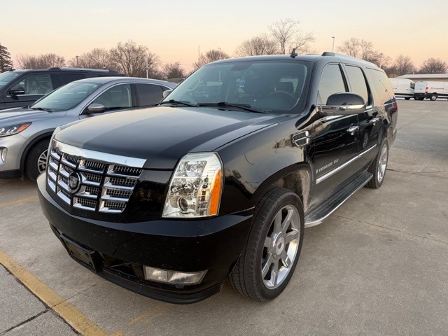 2009 Cadillac Escalade ESV Base's photo