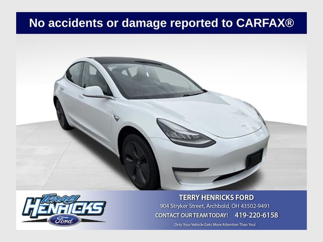2019 Tesla Model 3 Standard Range Plus's photo