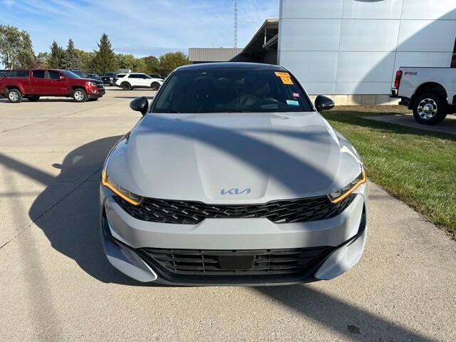 2023 Kia K5 GT photo 2
