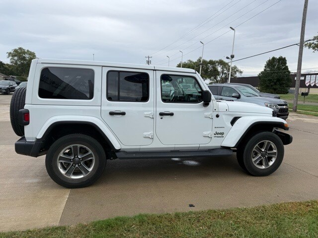 2020 Jeep Wrangler Unlimited Sahara photo 4