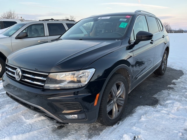 2021 Volkswagen Tiguan SEL's photo