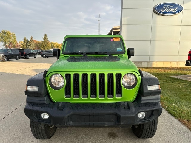 2019 Jeep Wrangler Sport S photo 2