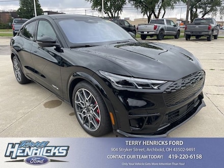 2025 Ford Mustang Mach-E GT SUV