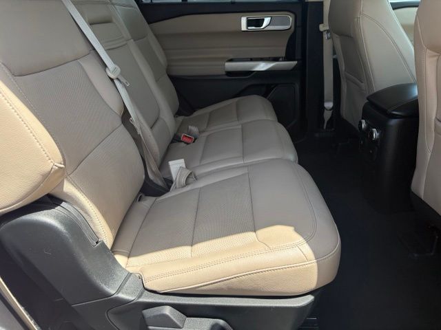 2023 Ford Explorer Limited - Photo 18