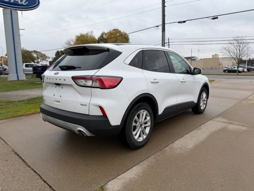 Used 2020 Ford Escape SE SUV