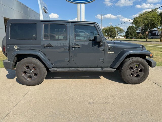 2017 Jeep Wrangler Unlimited Freedom photo 4