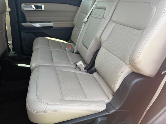 2023 Ford Explorer Limited - Photo 11