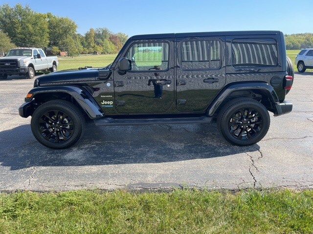 2022 Jeep Wrangler Unlimited Sahara 4xe photo 4