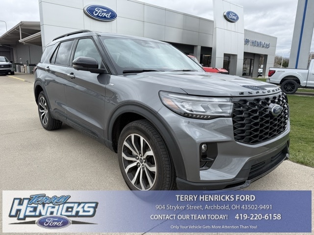 2025 Ford Explorer SUV 