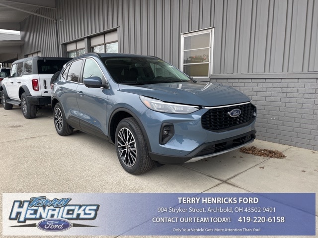 2026 Ford Escape Base's photo